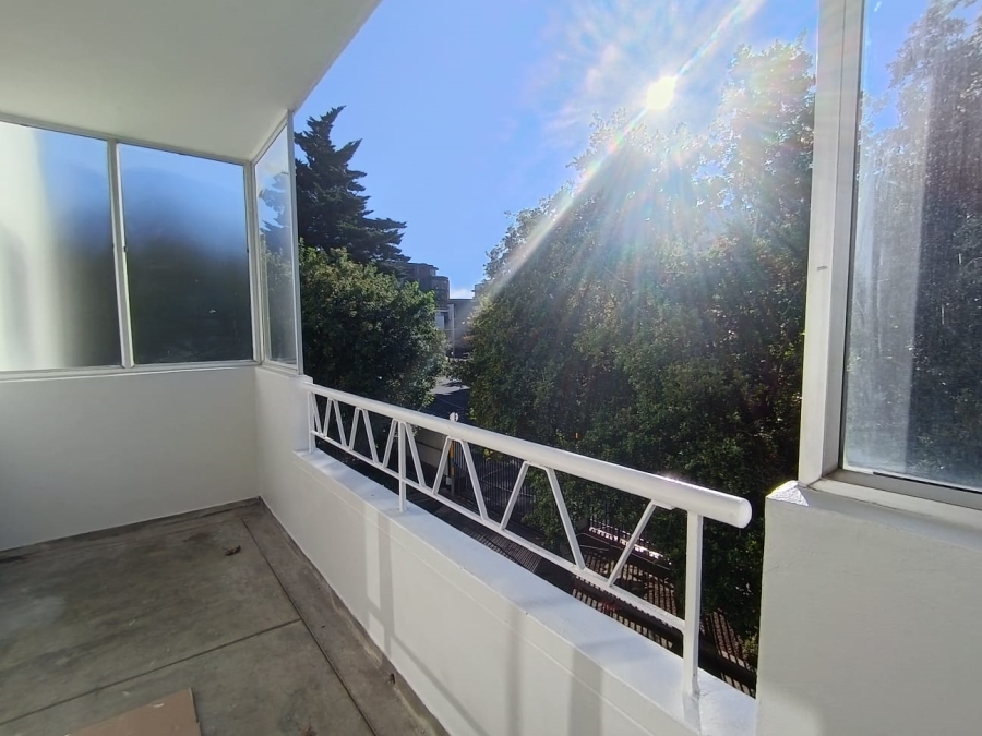 To Let 3 Bedroom Property for Rent in Claremont Western Cape